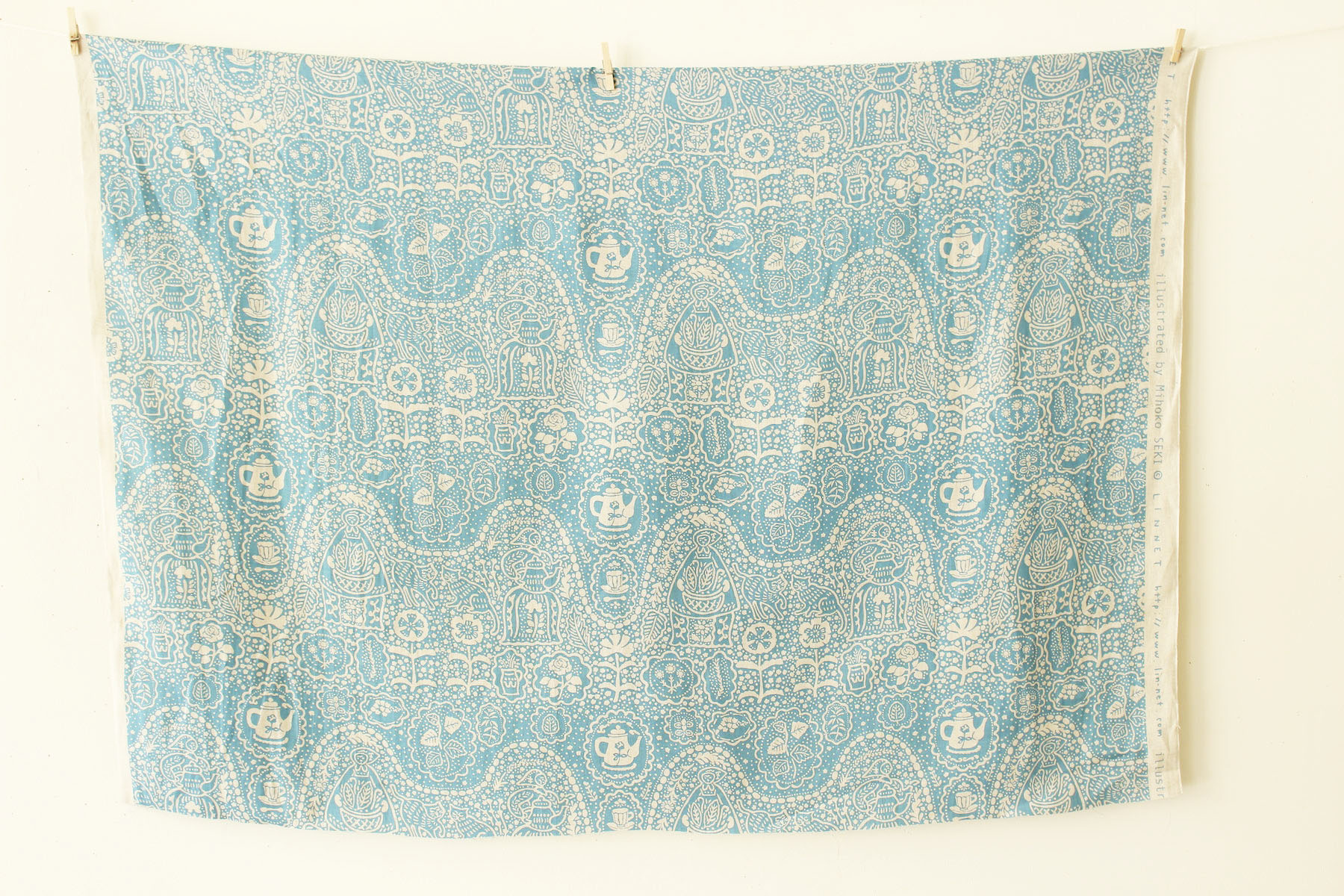 LINNETリネンプリント ハーブティー<br />ブルー